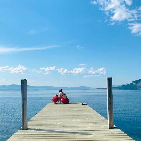 Nice Little House Right By The Sea, Stunning View Rensa 외부 사진